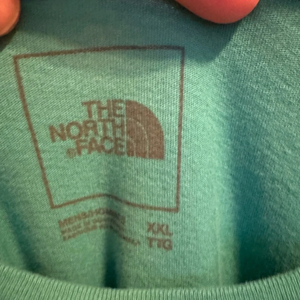 The North Face Men's Teal Crew Neck Short Sleeve Tee
